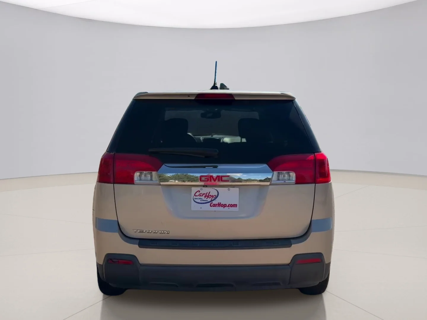 Used 2015 Gold Gmc SLE1 image 4