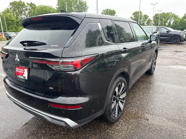 Certified 2025 Mitsubishi Outlander SE with VIN JA4J4VA82SZ030538 for sale in White Bear Lake, Minnesota