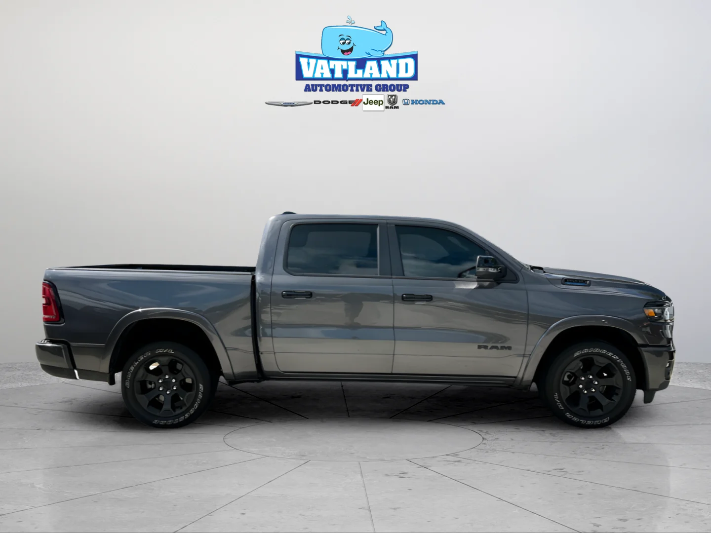 Used 2025 Crystal Metallic Ram Big Horn/Lone Star image 6