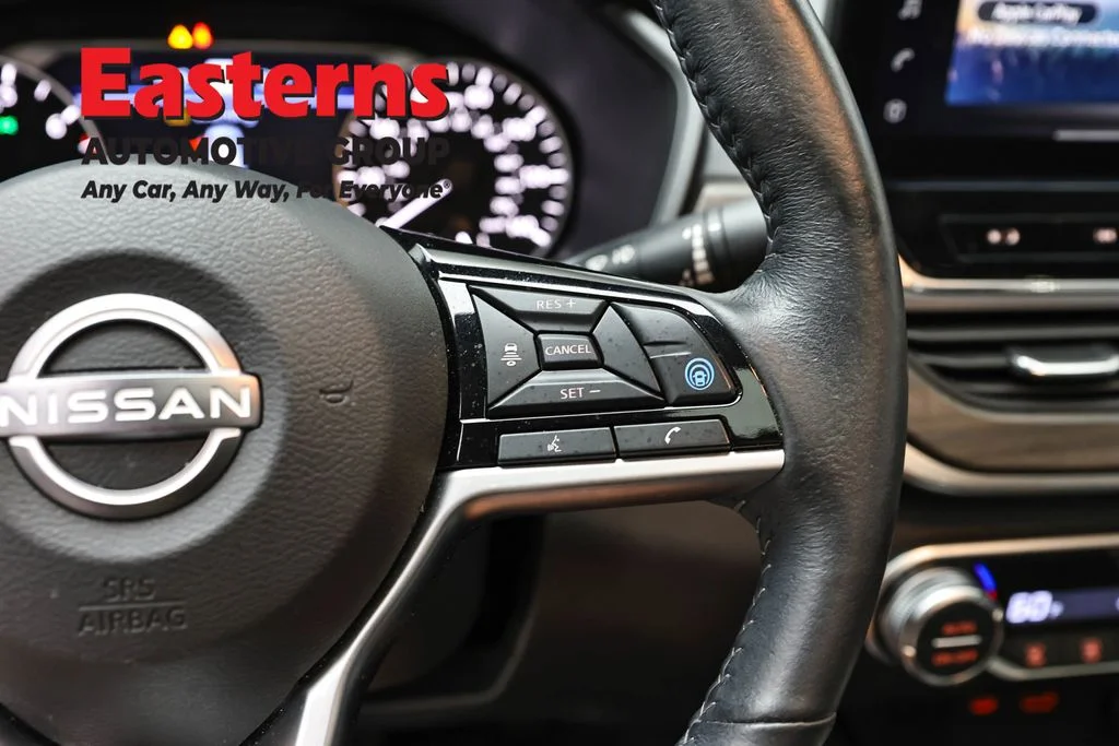 Used 2023 Black Nissan 2.5 SL image 16