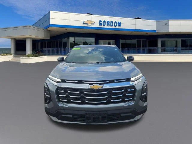 Used 2025 Sterling Gray Metallic Chevrolet LT image 9