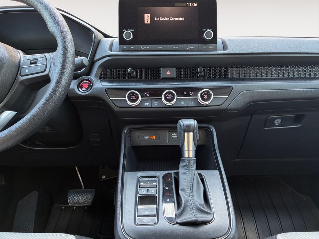 Used 2025  Honda LX image 11