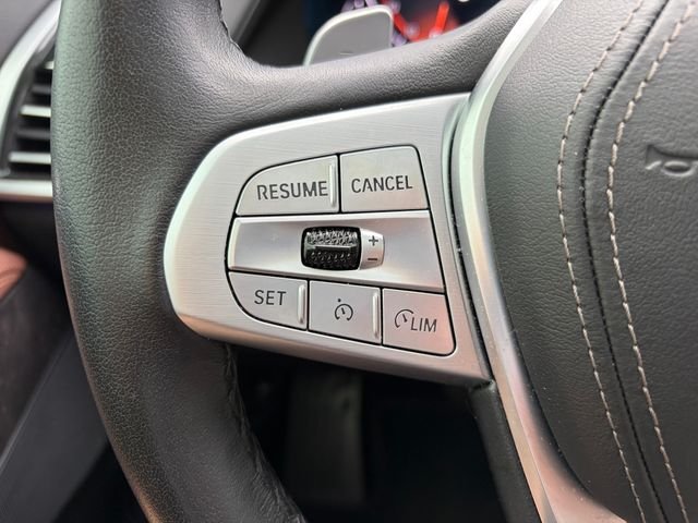 Used 2022 Brown Metallic BMW xDrive40i image 24