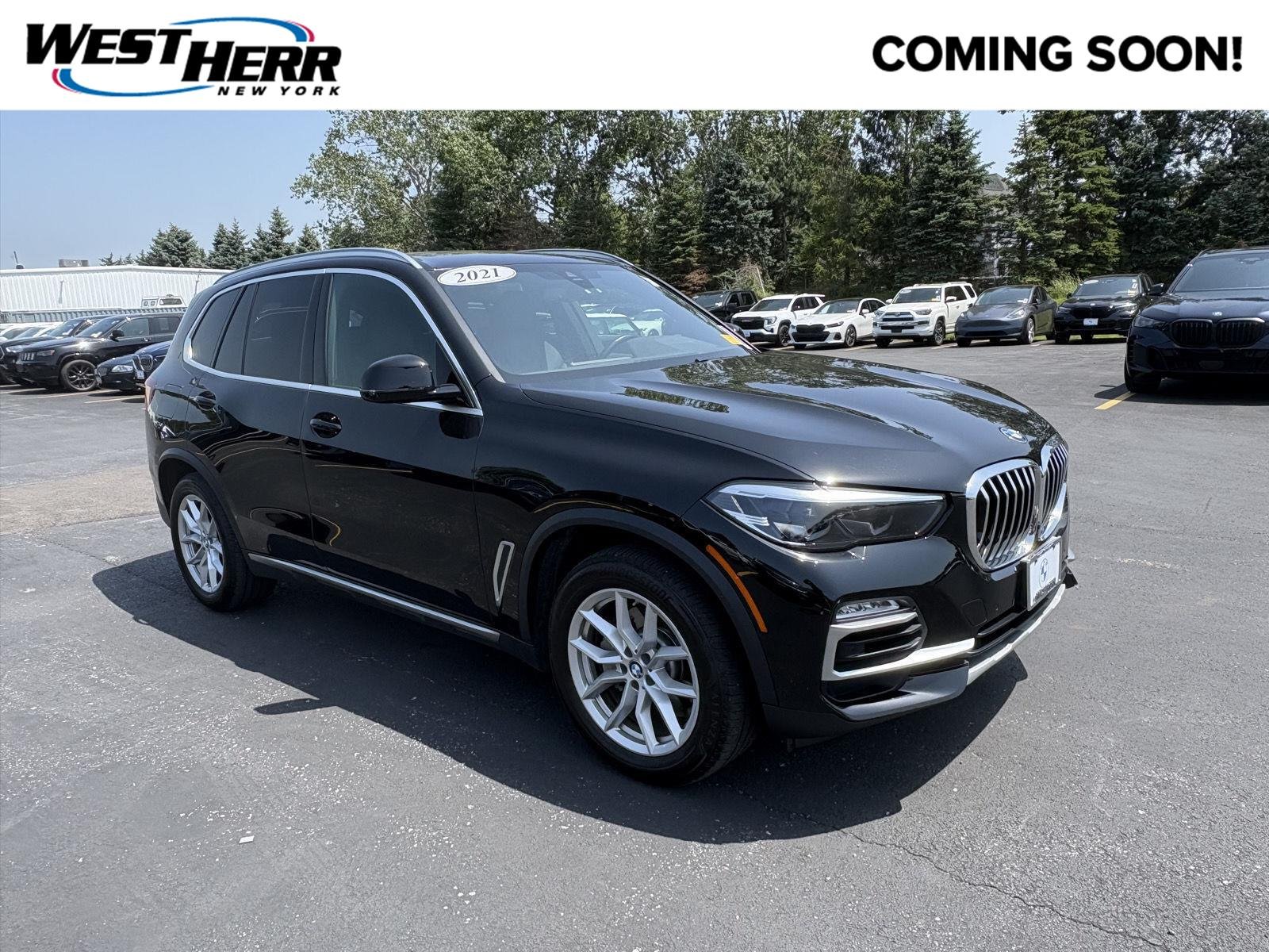 Used 2021 Jet Black BMW xDrive40i image 1
