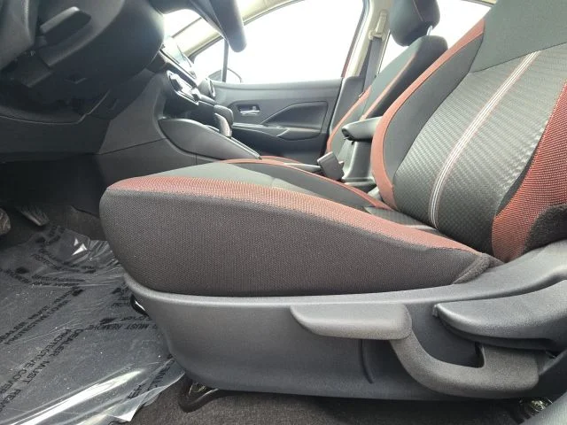 Used 2025 Red Nissan 1.6 SR image 16