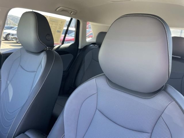 Used 2026 Platinum Gray Metallic Volkswagen 2.0T SE image 21