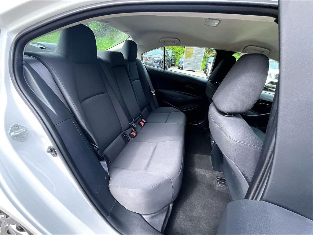 Used 2024 White Toyota LE image 16