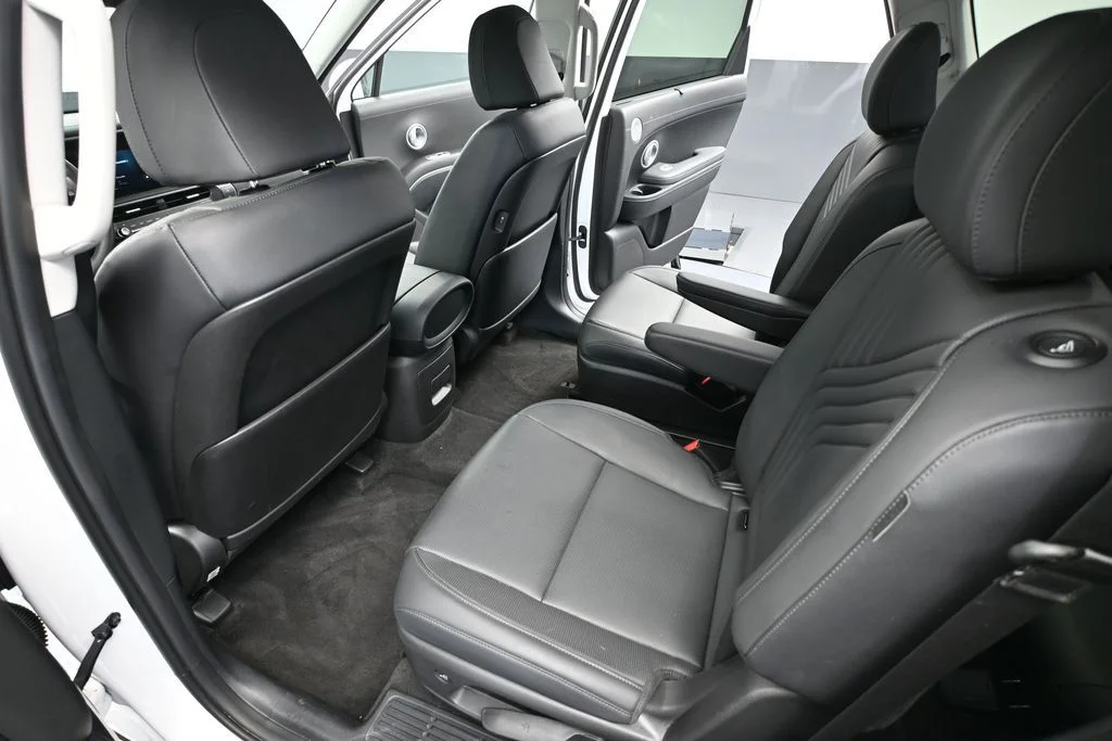 Used 2026 White Hyundai SEL Lite Roof Damage image 28