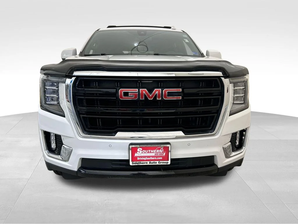 Used 2022 White GMC SLE image 9