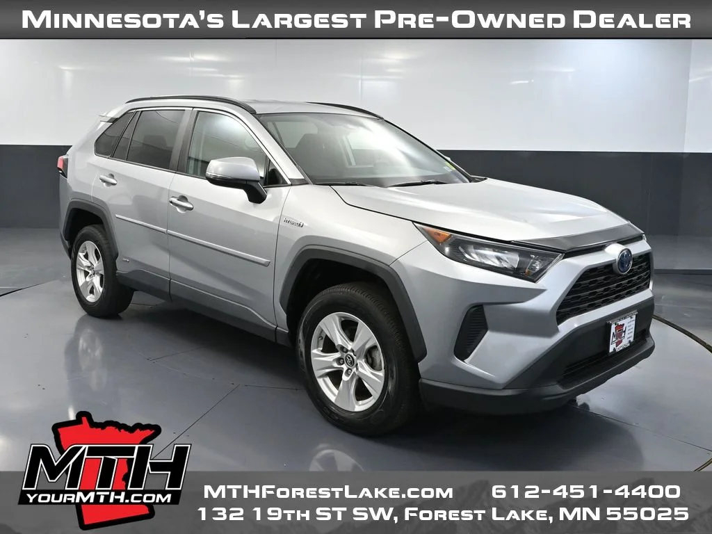 Used 2019 Silver Toyota LE image 1