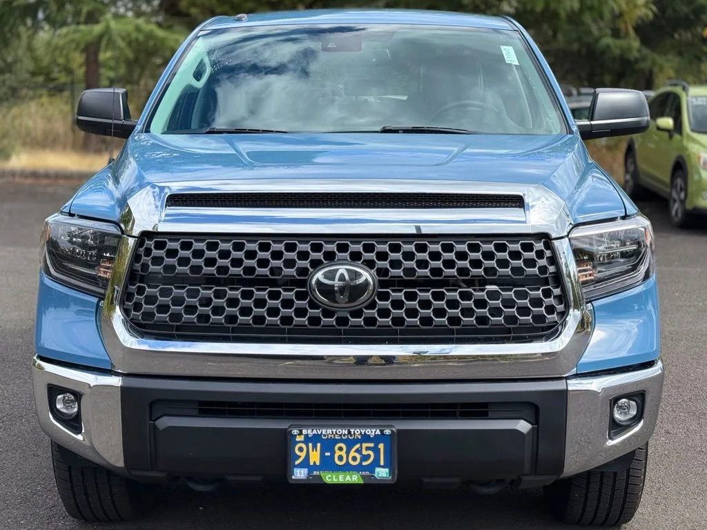 Used 2019 Blue Toyota SR5 image 8