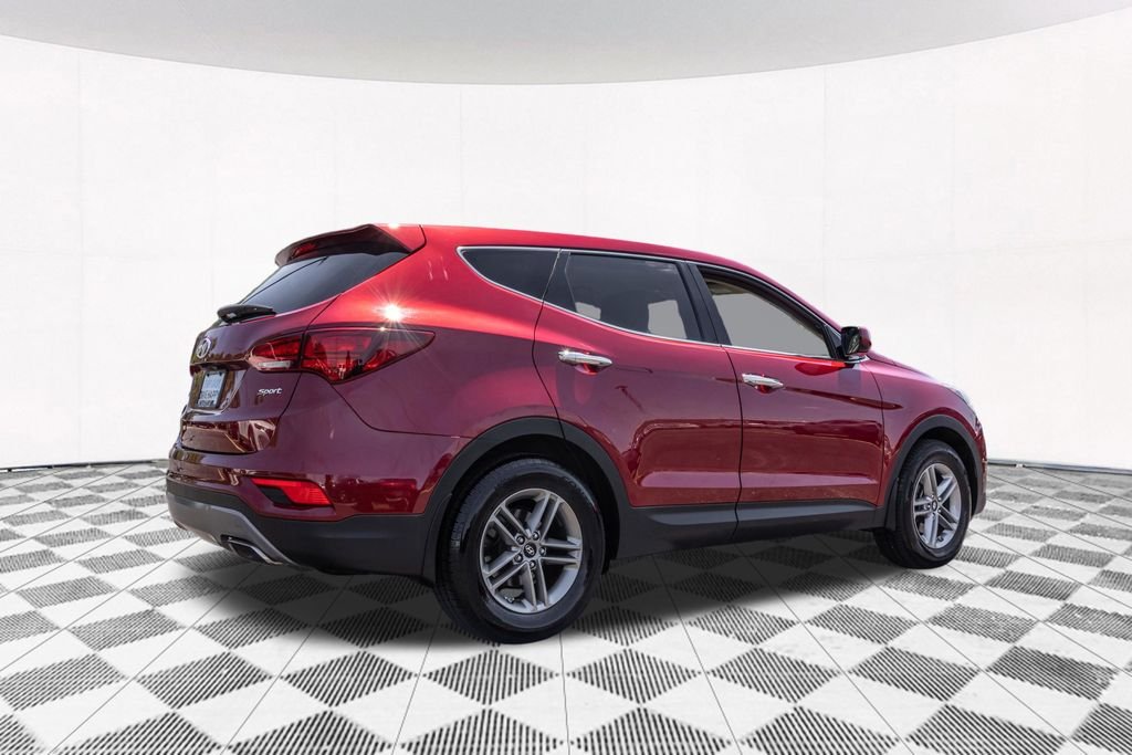 Used 2017 Red Hyundai 2.4 Base image 10