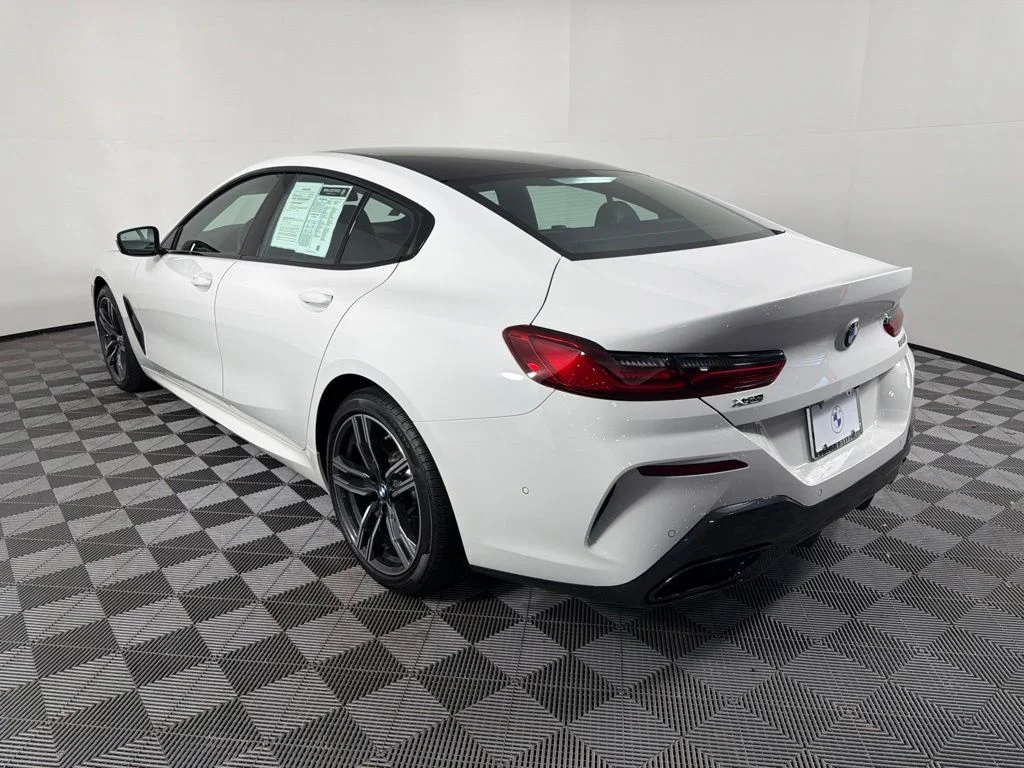2026 BMW 8 Series 840i - Photo 7