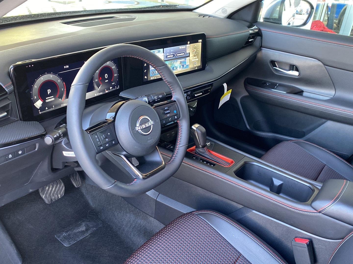 Certified Used 2025 Gun Metallic Nissan SR image 17
