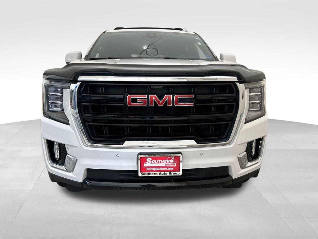Used 2022 White GMC SLE image 9