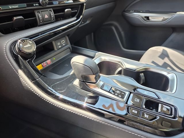 Certified Used 2024 White Lexus 350h Luxury image 28