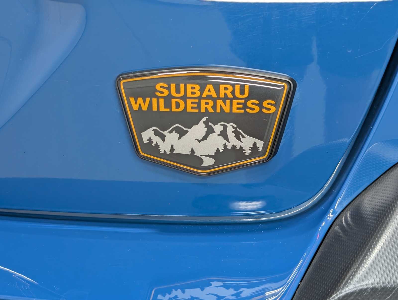 Used 2024 Geyser Blue Subaru Wilderness image 11