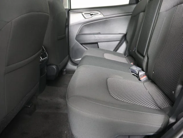 2025 Kia Sportage LX Hybrid - Photo 10