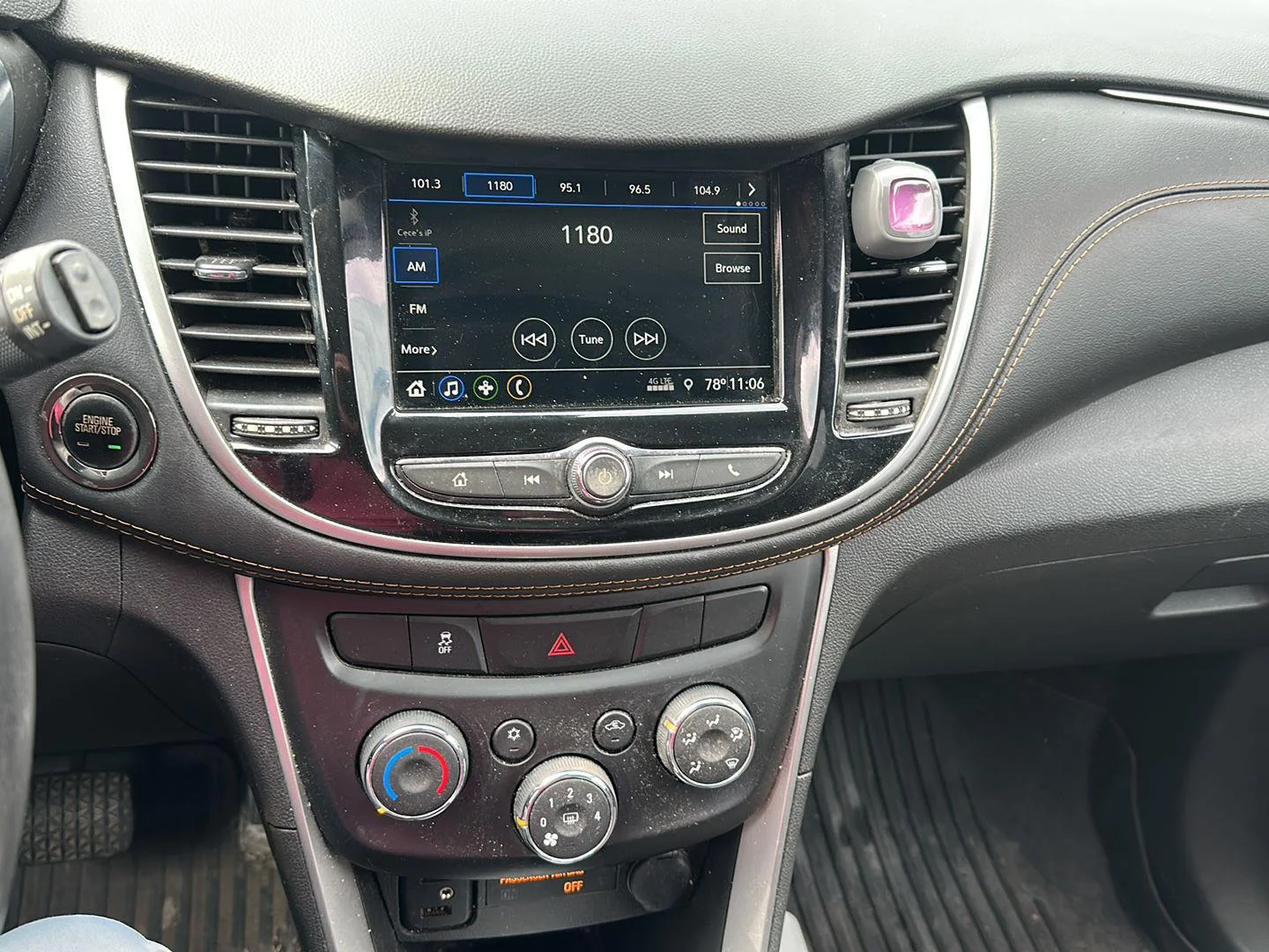 Used 2019 Silver Ice Metallic Chevrolet LT image 9