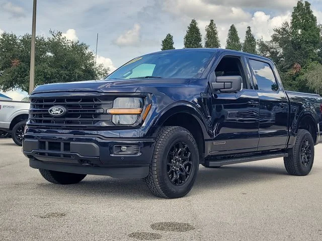Used 2024 Blue Ford XLT image 34
