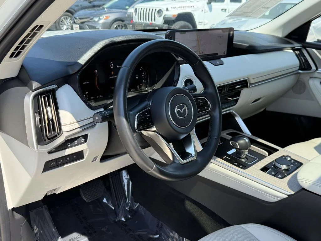 Used 2024 White Mazda 3.3 Turbo S Premium image 2
