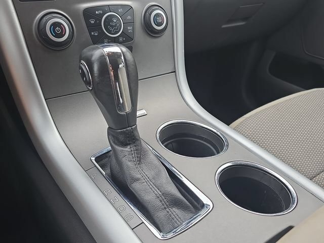 Used 2013 White Ford SEL image 31