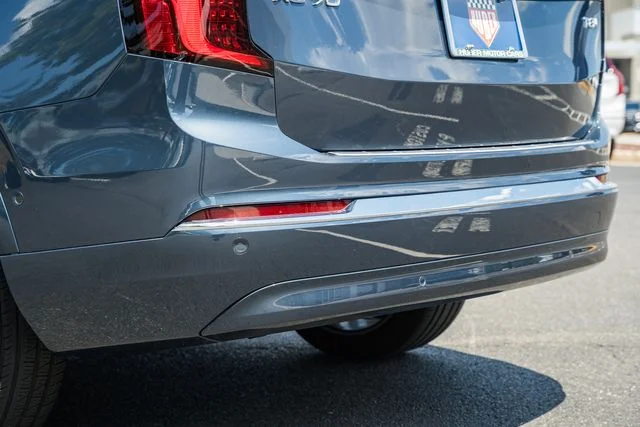 Used 2025 Denim Blue Volvo Ultra image 9
