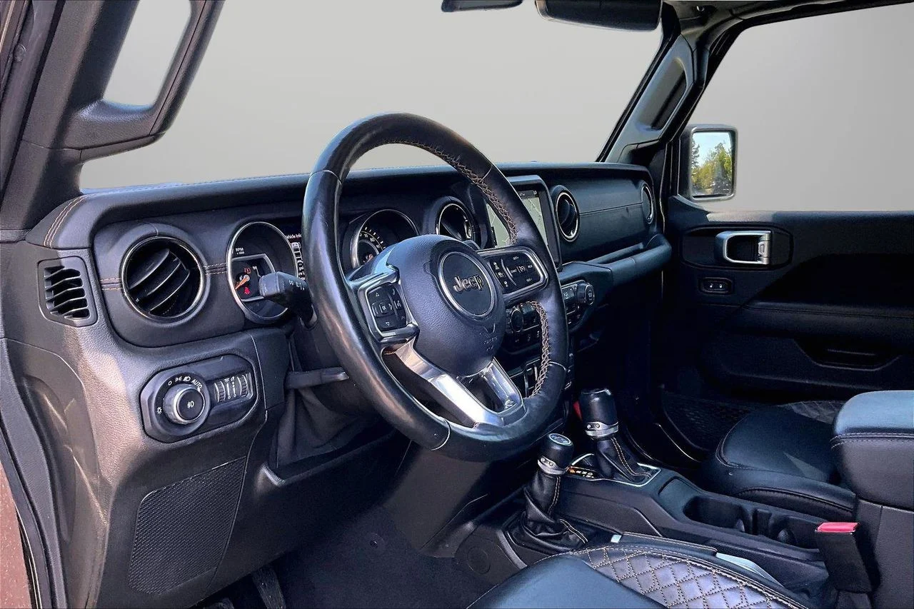 Used 2021 Silver Jeep Sahara High Altitude image 19