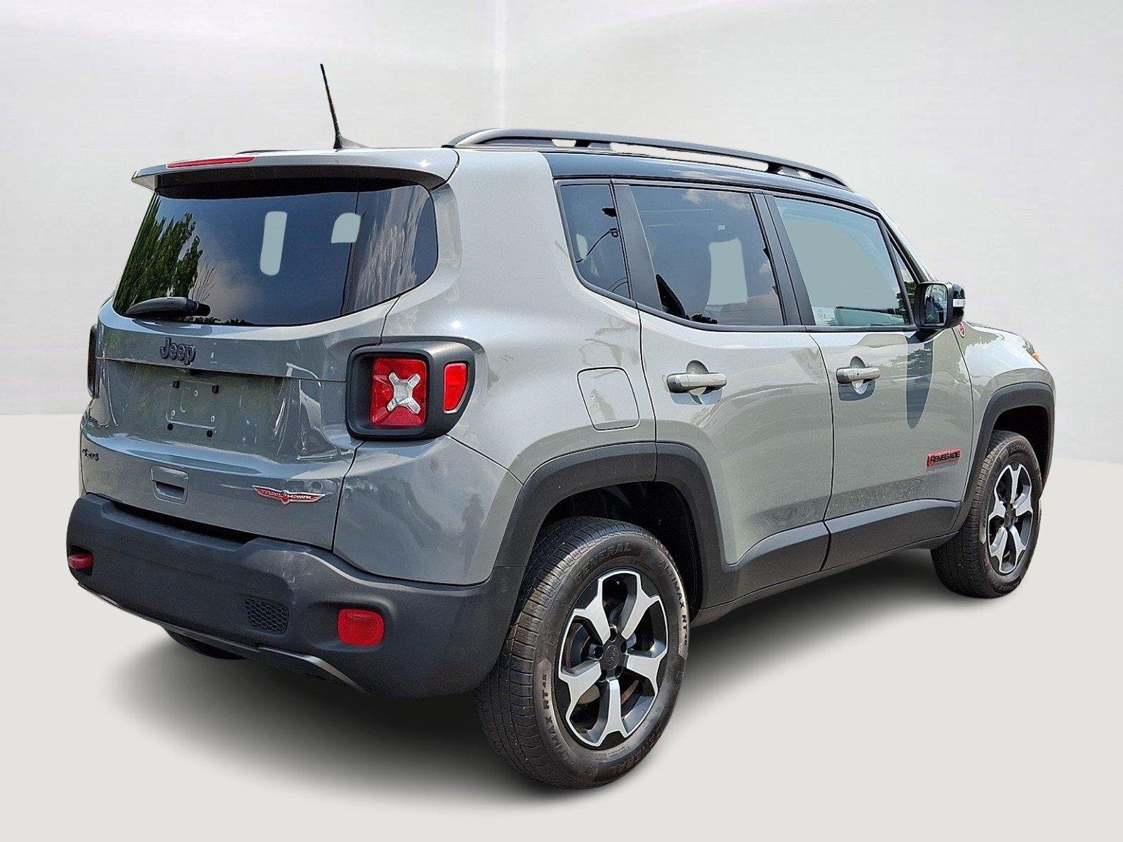 Used 2022 Sting-Gray Clearcoat Jeep Trailhawk image 6