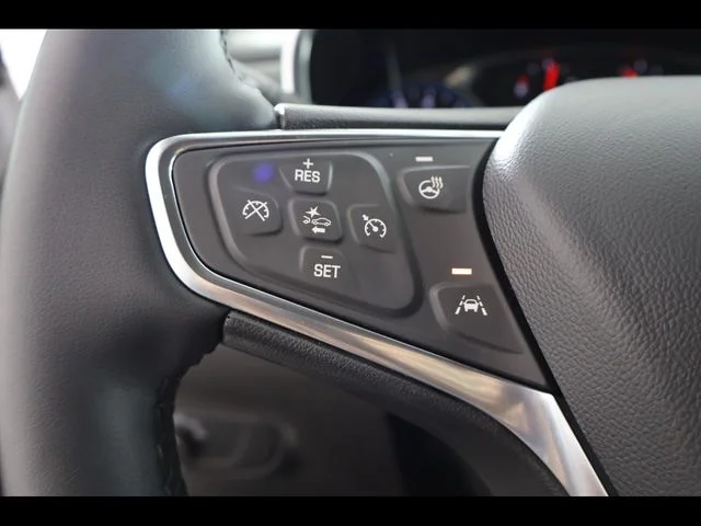 Used 2024 White Chevrolet LT image 21