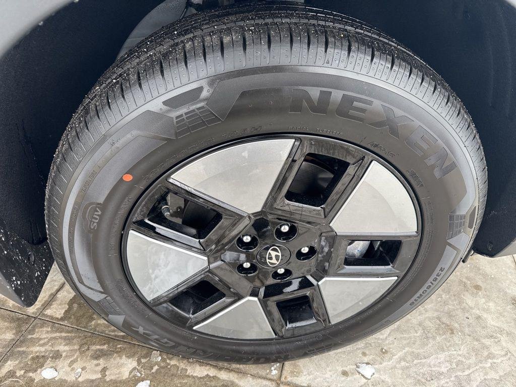New 2026 White Hyundai SEL image 11