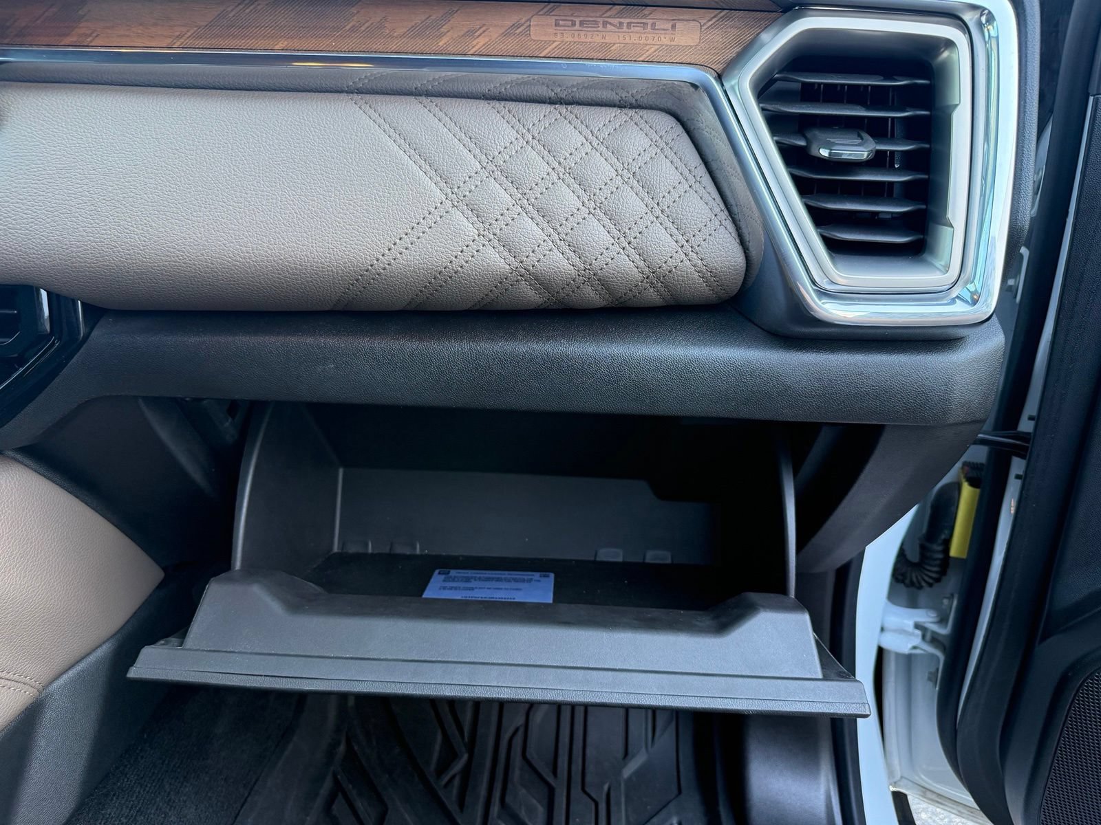 2024 GMC Canyon Denali - Photo 31