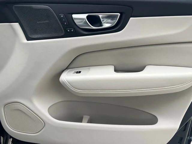 2026 Volvo XC60 Ultra - Photo 30