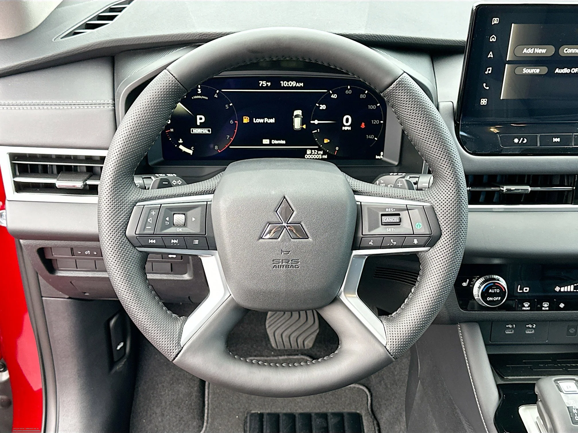 New 2026 Red Diamond Mitsubishi SE image 7