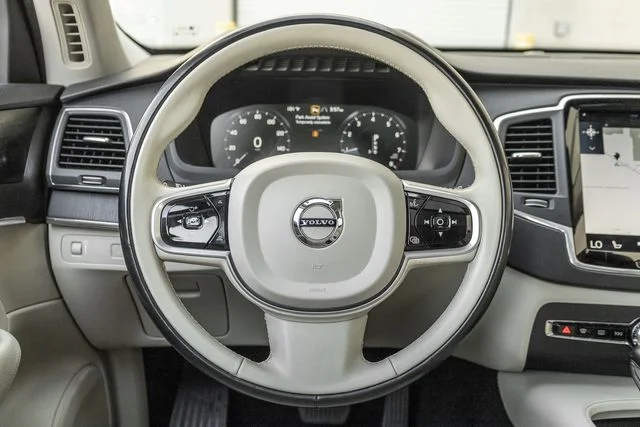 2020 Volvo XC90 Momentum - Photo 9