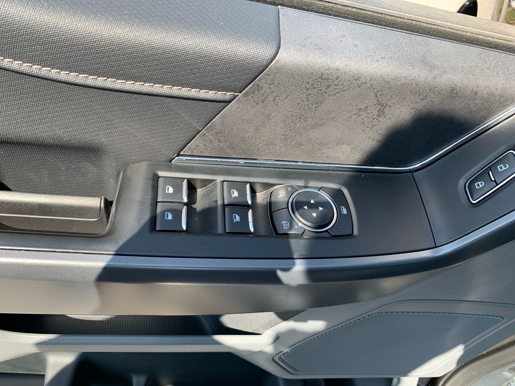 Used 2025 Black Ford XLT image 12
