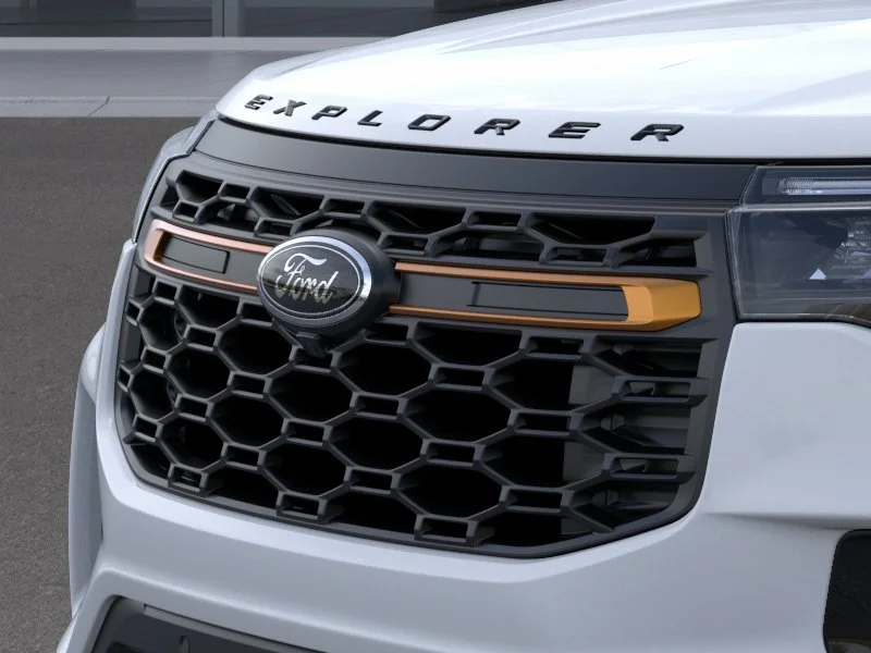 New 2026 Space White Metallic Ford Tremor® image 20
