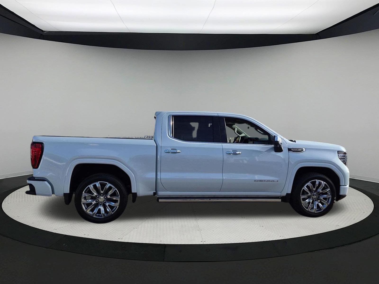 2026 GMC Sierra 1500 Denali - Photo 6