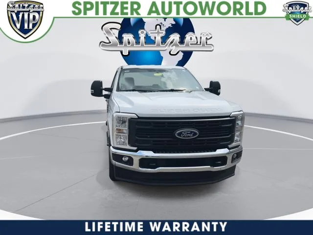 New 2026 Oxford White Ford F-250® XL image 3