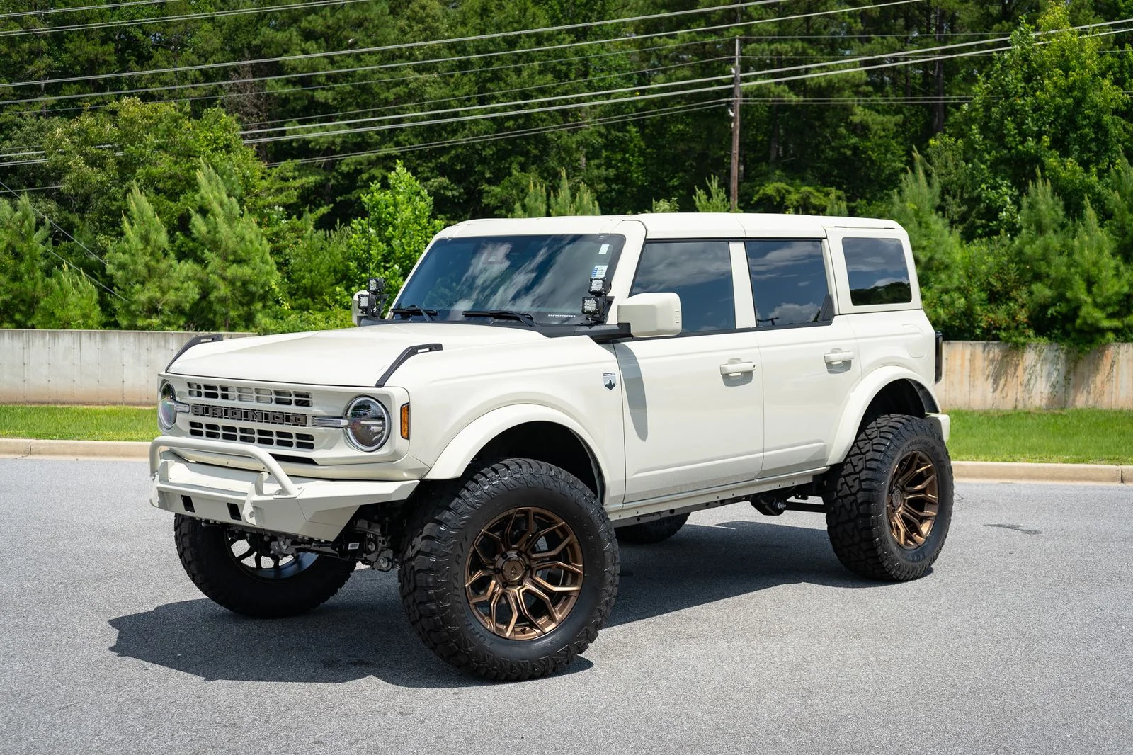 Used 2026 Beige Ford Big Bend image 4