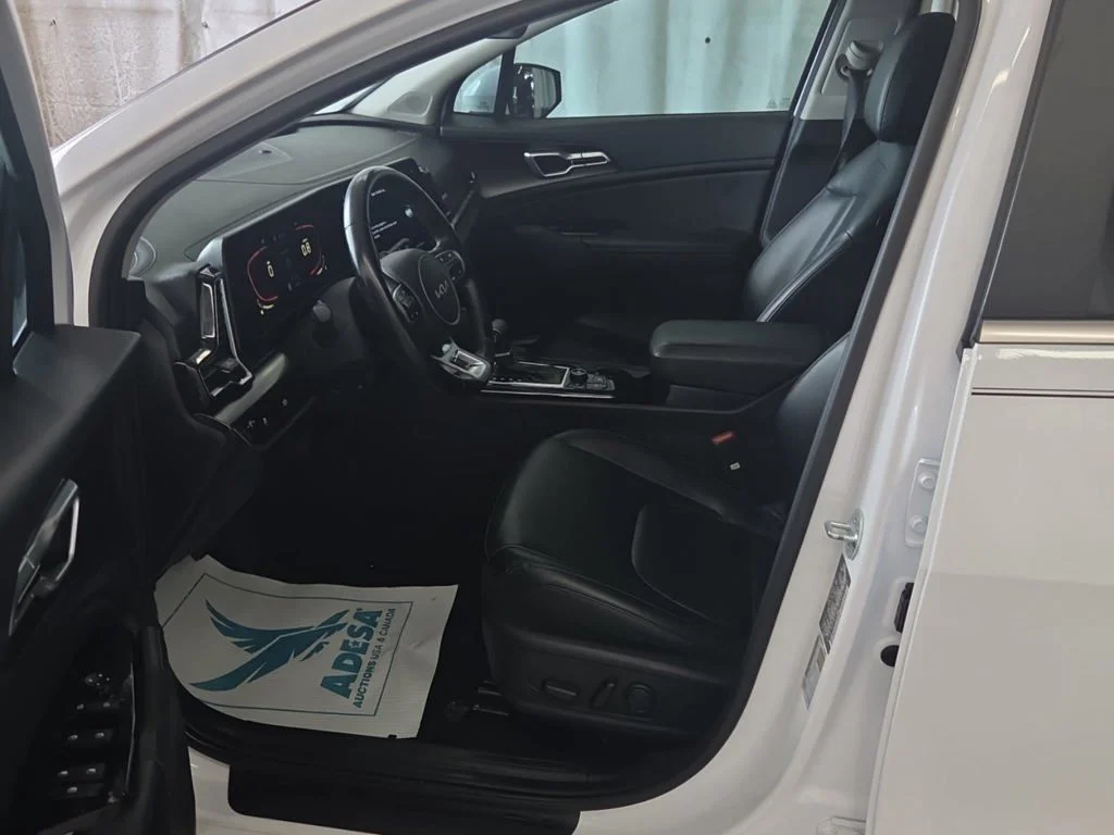 Used 2023 White Kia EX image 7