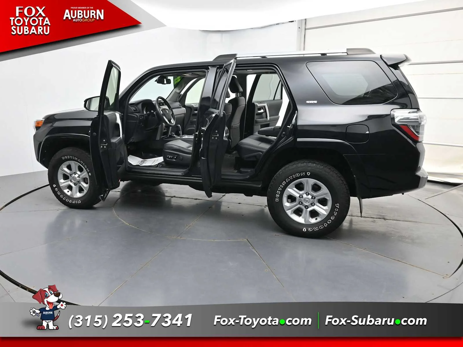 Used 2022 Midnight Black Metallic Toyota SR5 Premium image 43