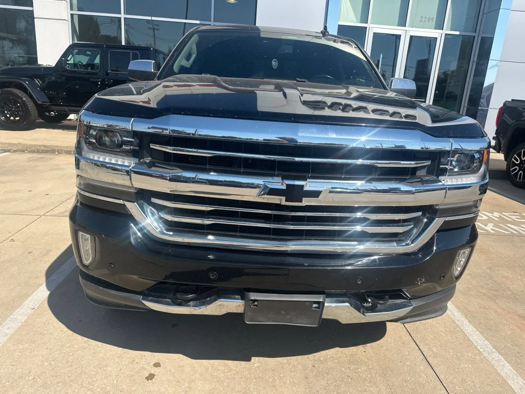 Used 2017 Black Chevrolet High Country image 5
