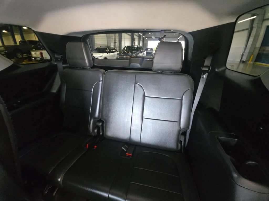 Used 2020 MOSAIC BLACK METALLIC Chevrolet LT Leather image 12