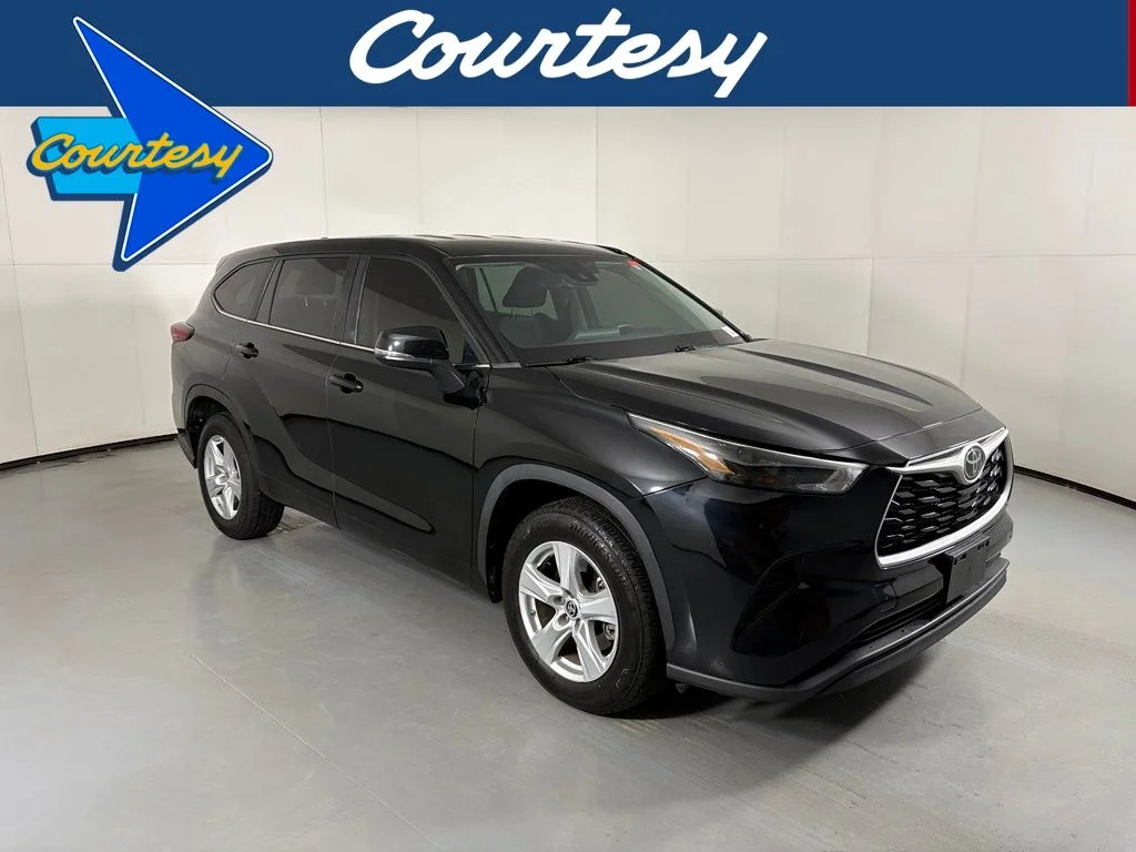 Used 2023 Black Toyota L image 1