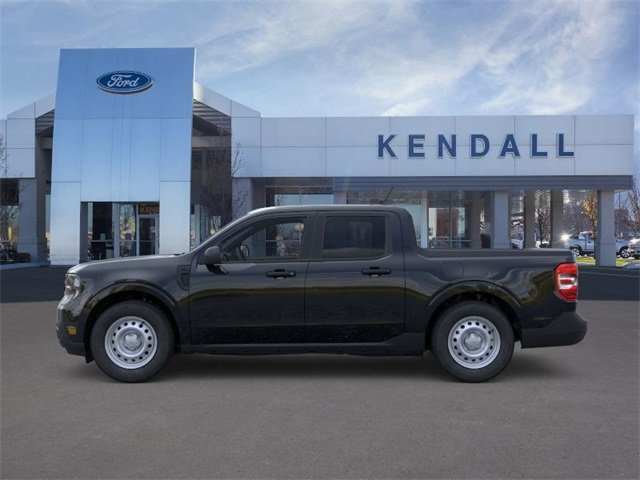 2025 Ford Maverick XL photo 2
