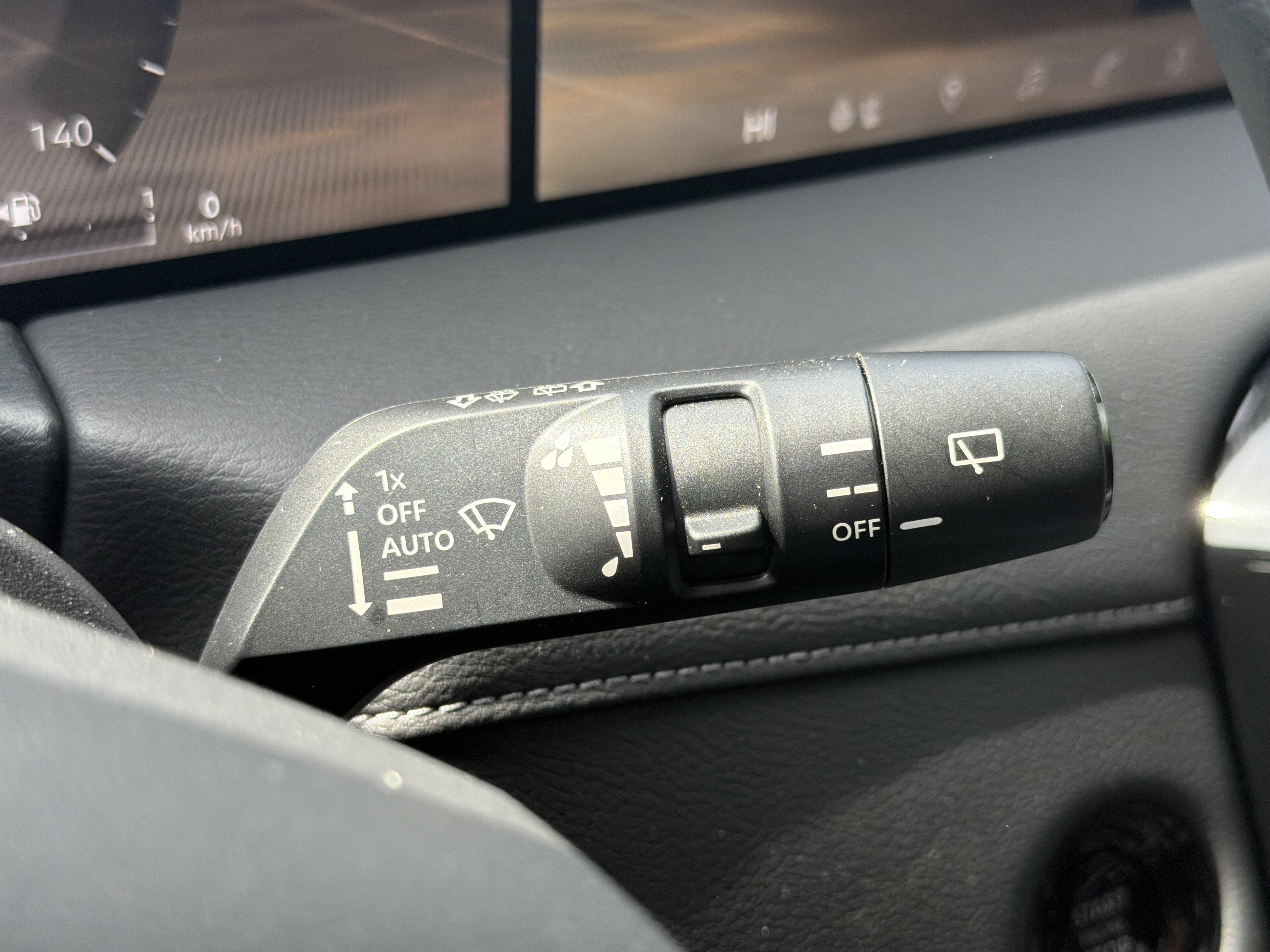 2026 Nissan Armada Platinum - Photo 17