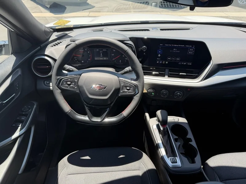 2026 Chevrolet Trax RS - Photo 12