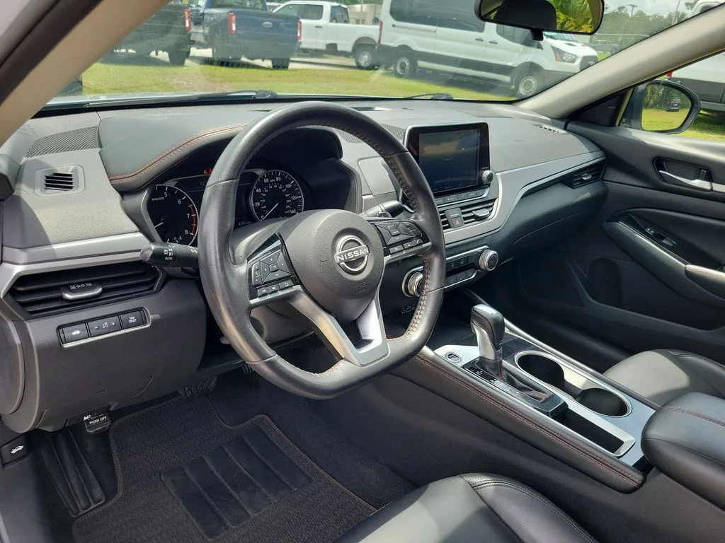 Used 2024 Gray Sky Pearl Nissan 2.5 SR image 18