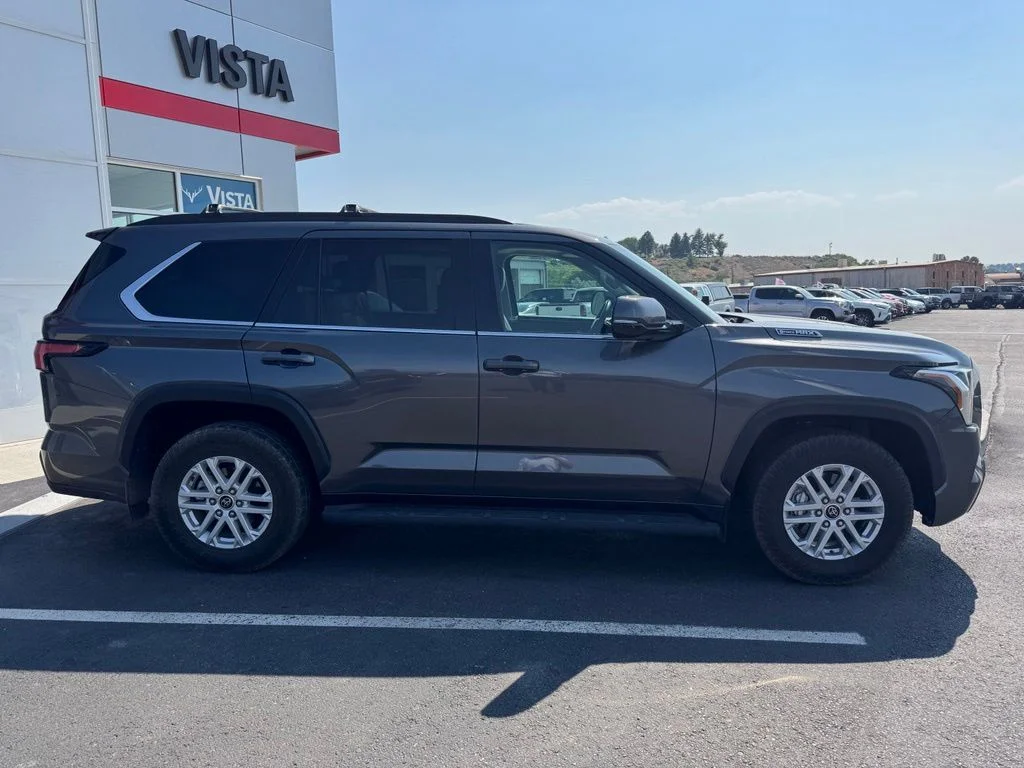 Used 2023 Gray Toyota SR5 image 4